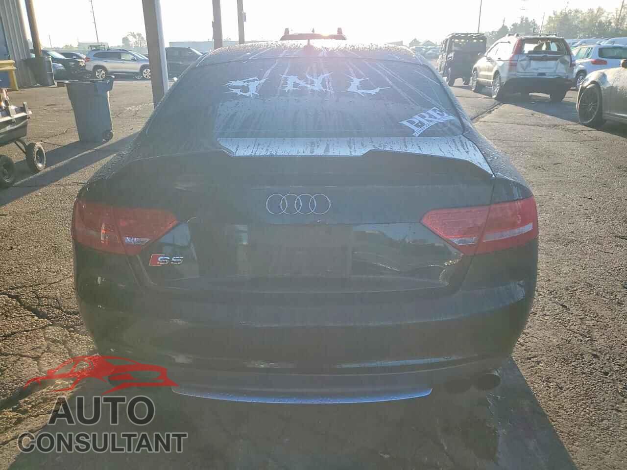 AUDI S5/RS5 2012 - WAUCVAFR3CA003917