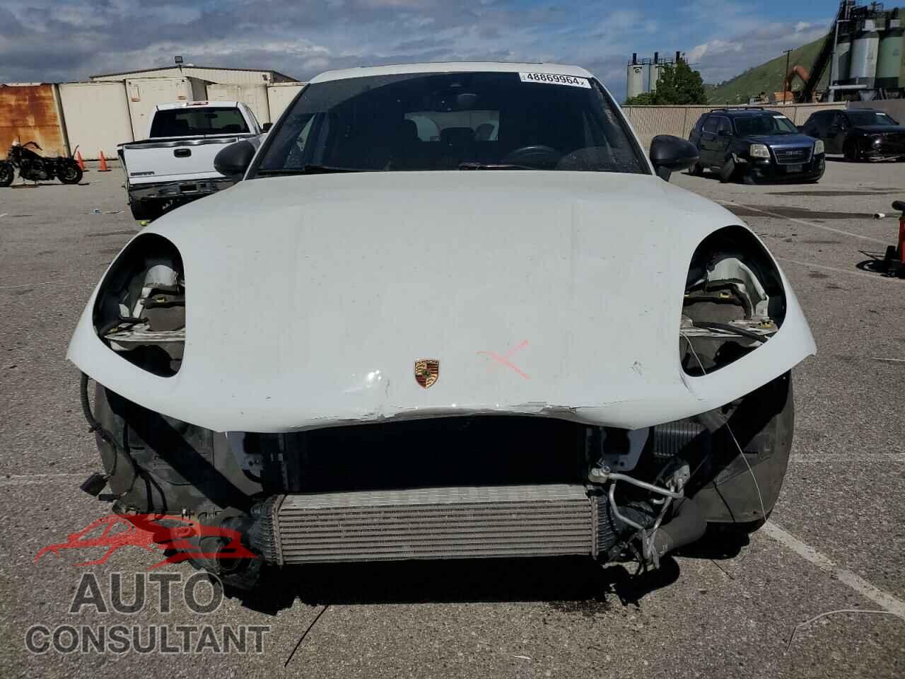 PORSCHE MACAN 2018 - WP1AA2A56JLB15059