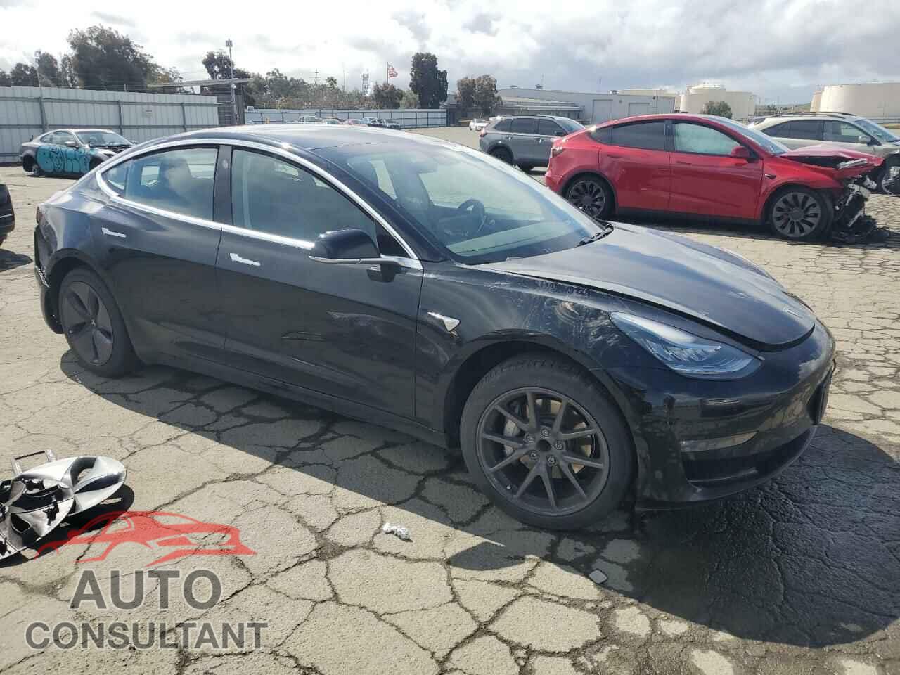 TESLA MODEL 3 2018 - 5YJ3E1EA0JF036313