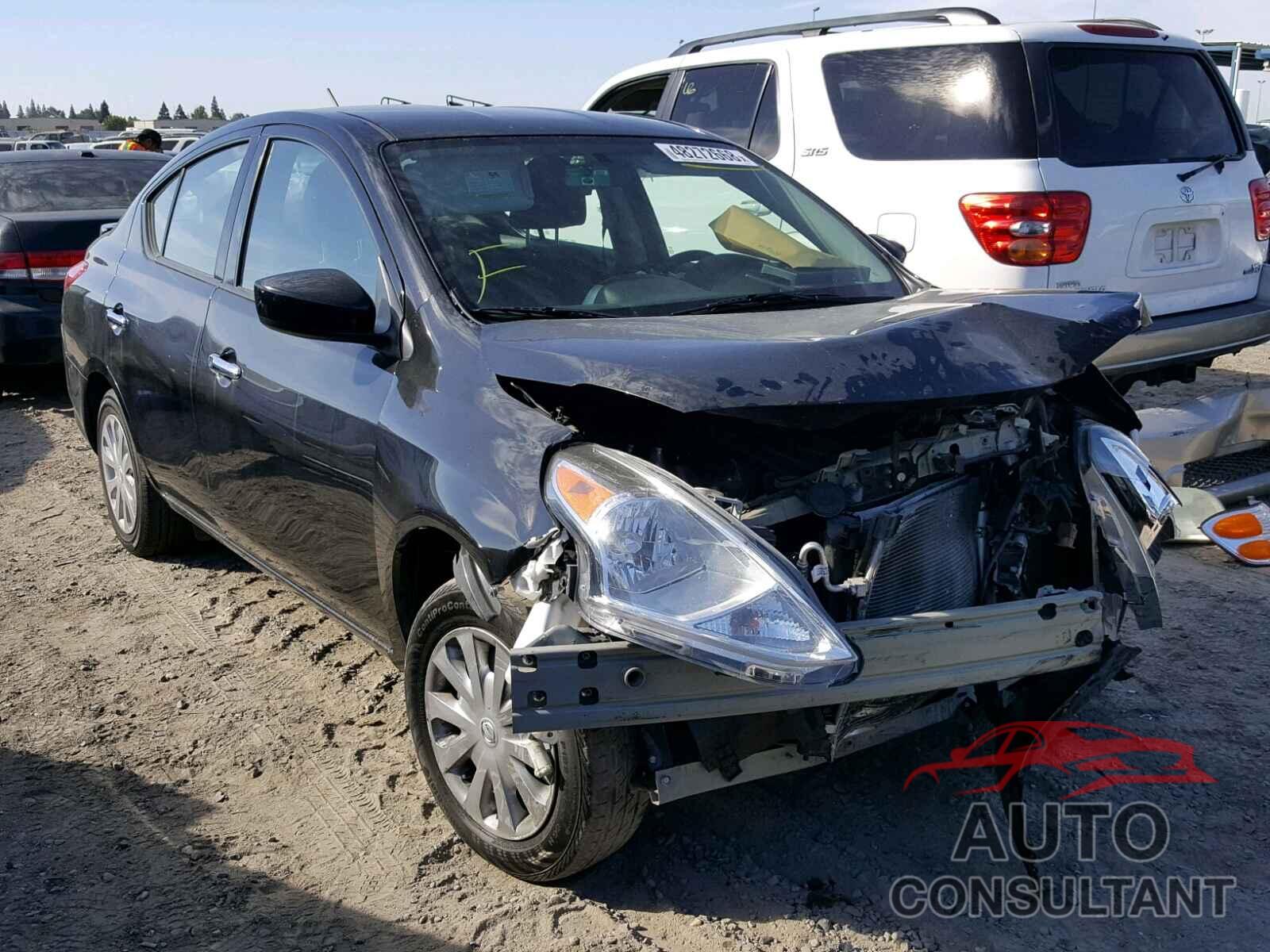 NISSAN VERSA 2015 - 3N1CN7AP3FL828447