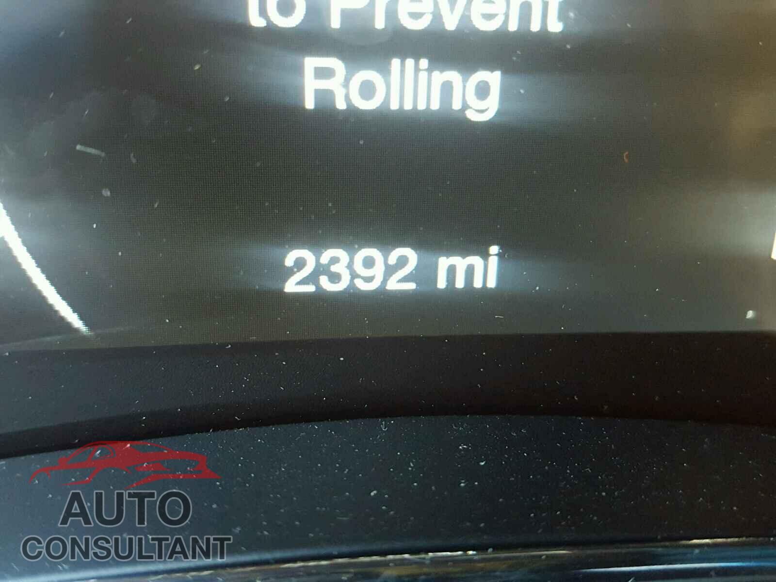 DODGE DURANGO SXT 2018 - 1C4RDHAG6JC385246