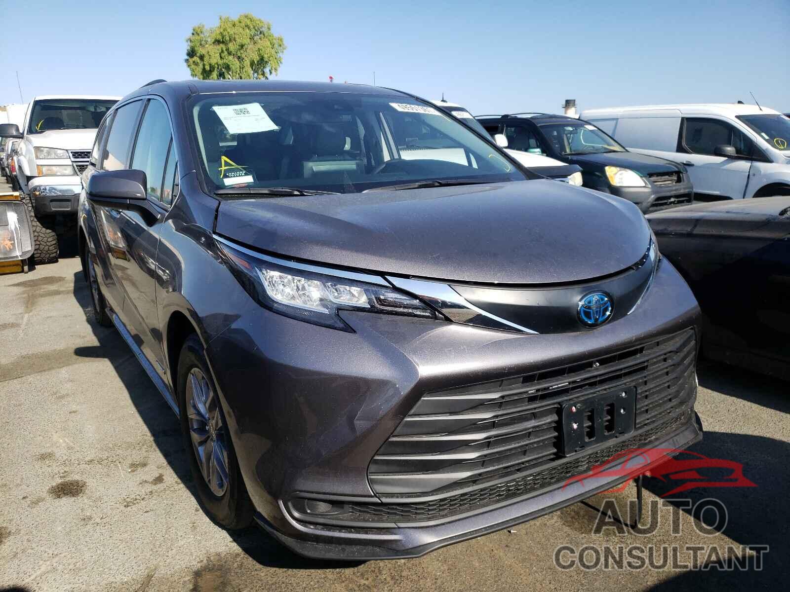 TOYOTA SIENNA 2021 - 5TDBRKEC8MS039760