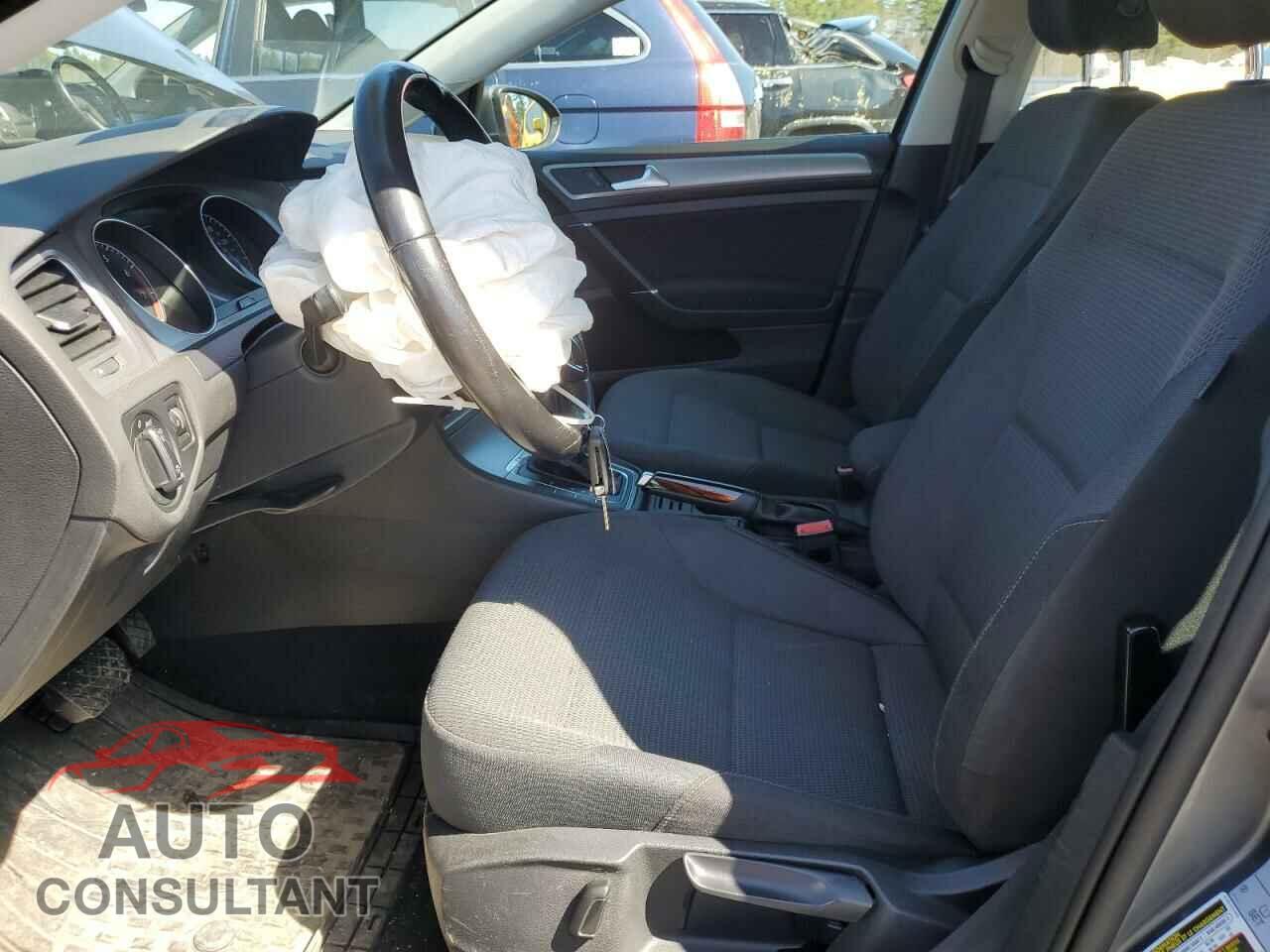 VOLKSWAGEN GOLF 2017 - 3VW017AU2HM526756
