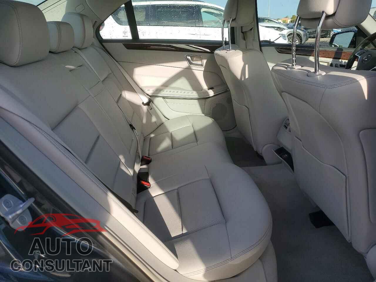 MERCEDES-BENZ E-CLASS 2014 - WDDHF5KB2EA977922