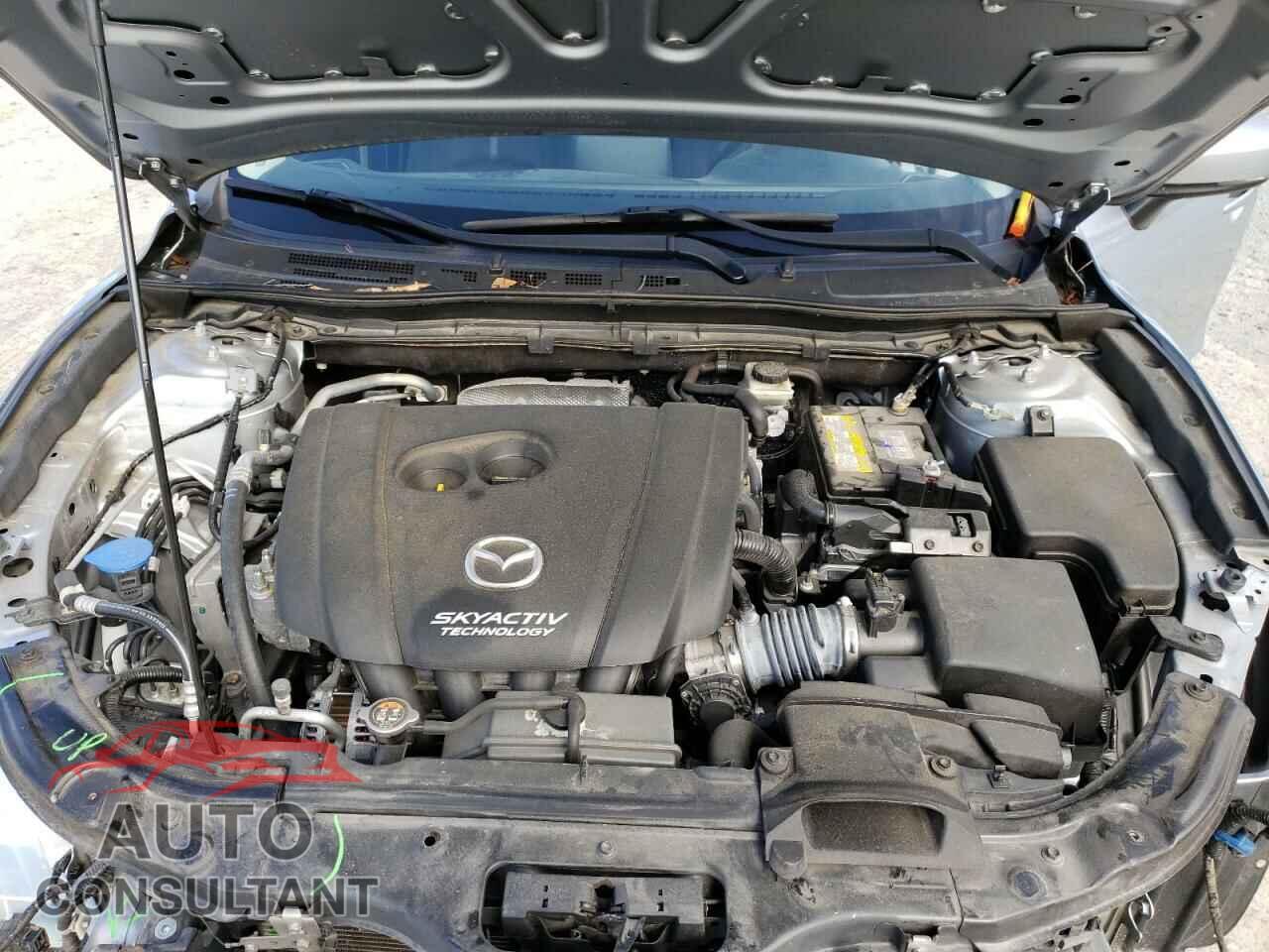 MAZDA 3 2017 - 3MZBN1U79HM134079