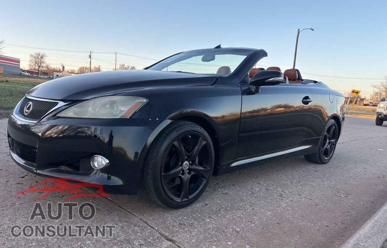 LEXUS IS 2011 - JTHFF2C2XB2518852