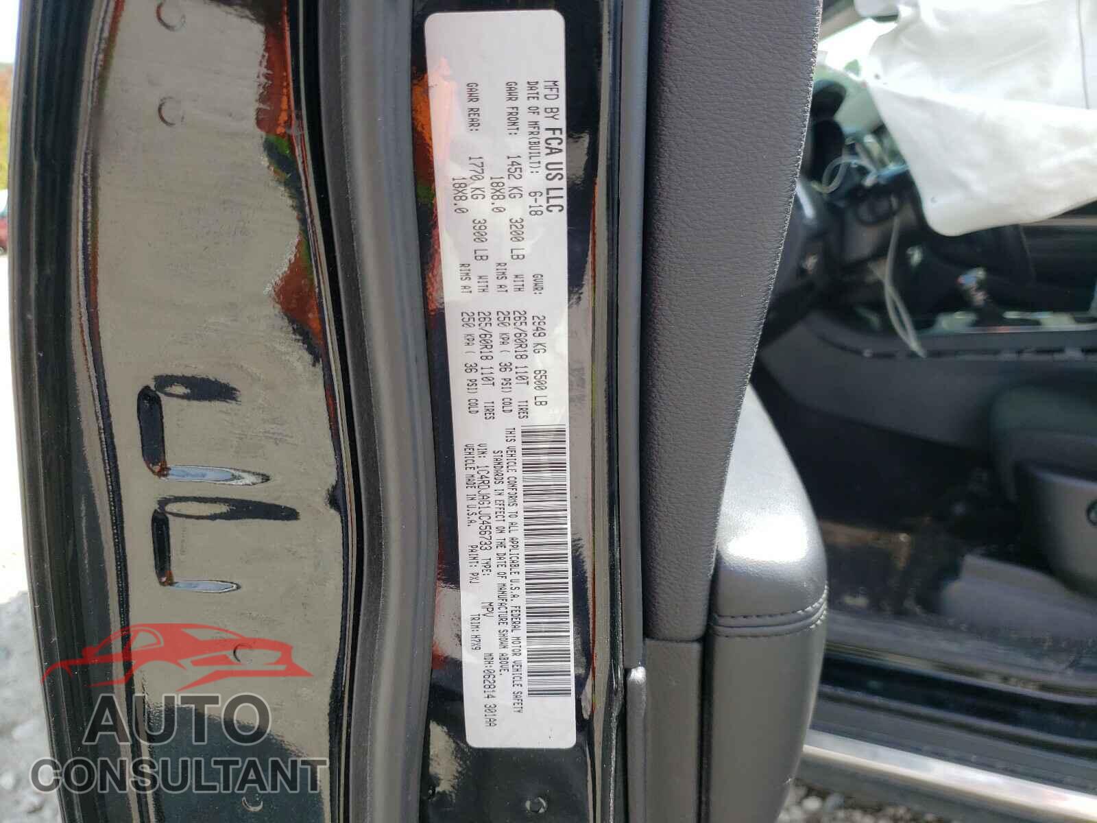 DODGE DURANGO 2018 - 1C4RDJAG1JC456733