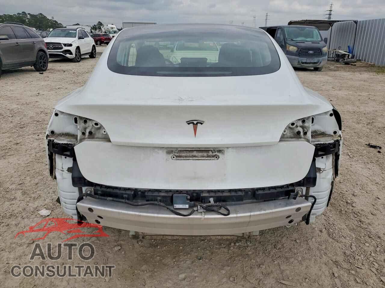 TESLA MODEL 3 2020 - 5YJ3E1EA3LF598175
