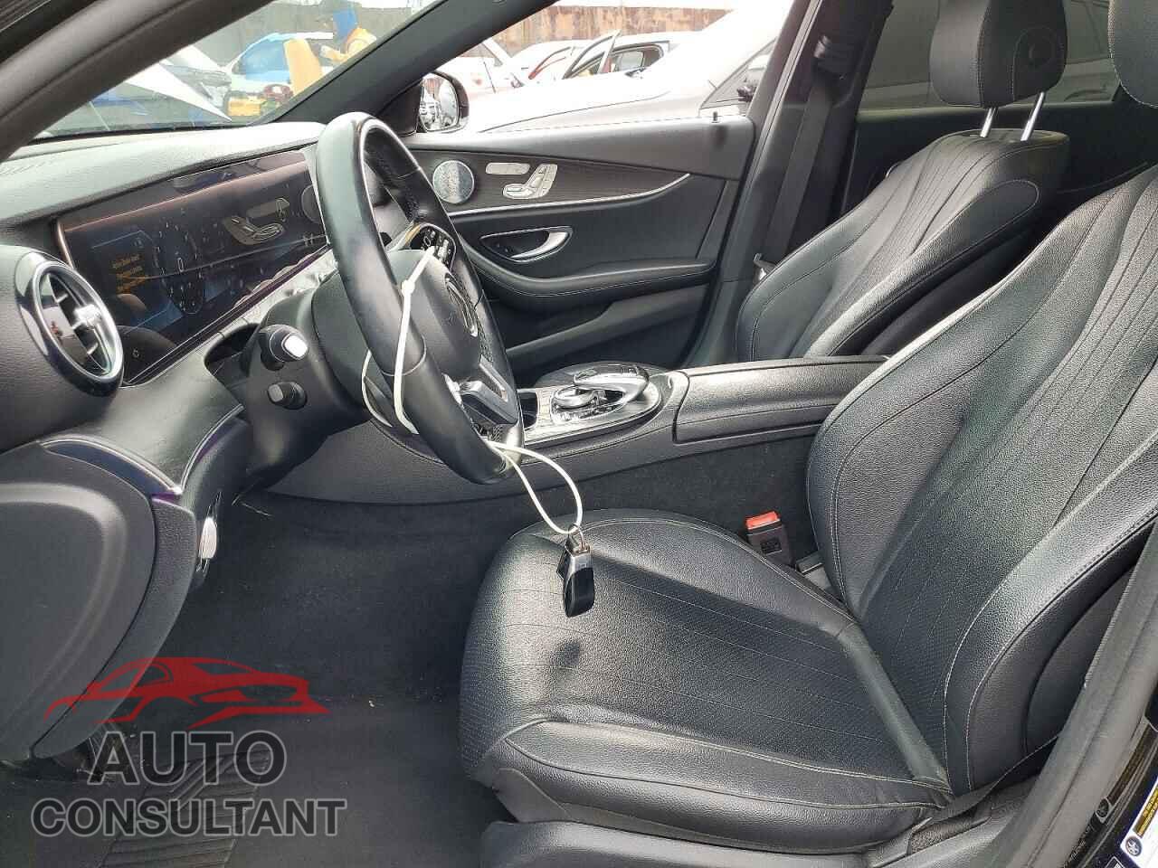 MERCEDES-BENZ E-CLASS 2020 - WDDZF8DB0LA710620