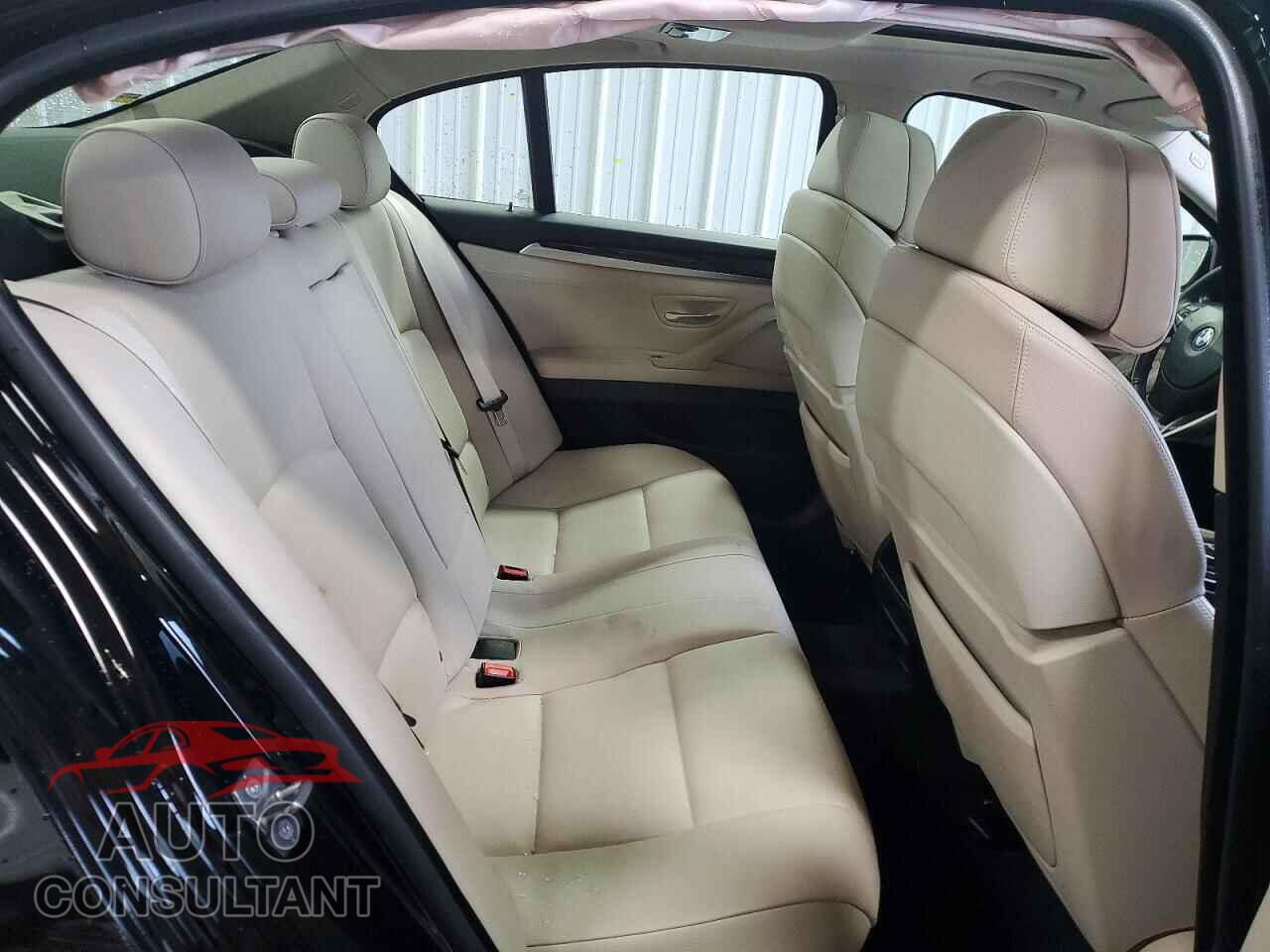 BMW 5 SERIES 2012 - WBAFU7C52CDU64903