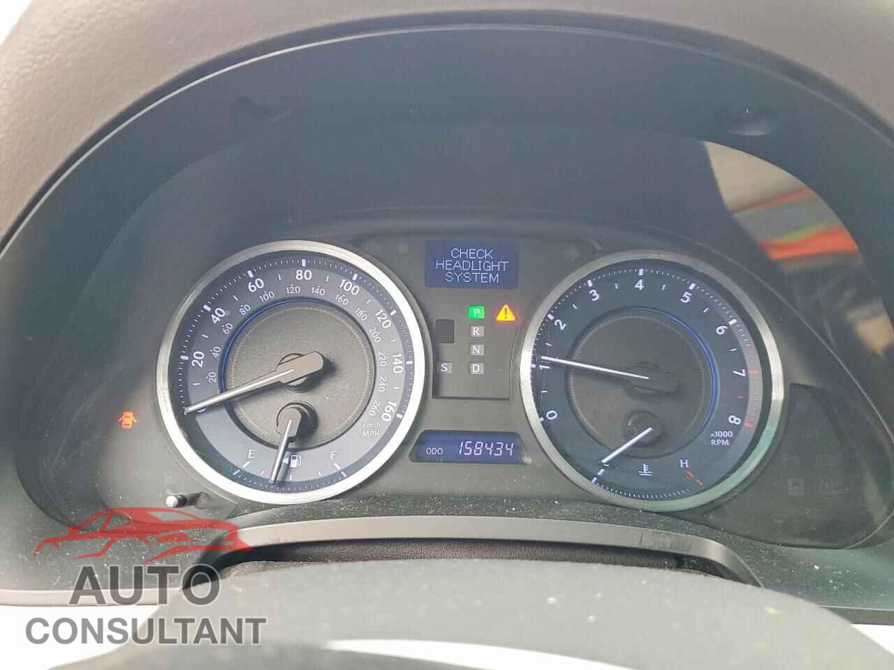 LEXUS IS 2012 - JTHCF5C20C5055933
