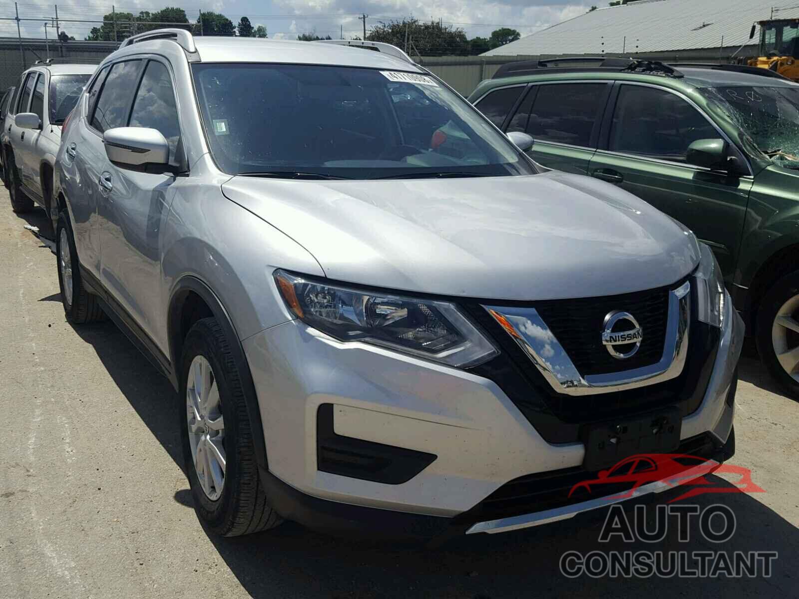 NISSAN ROGUE S 2017 - KNMAT2MV9HP557389