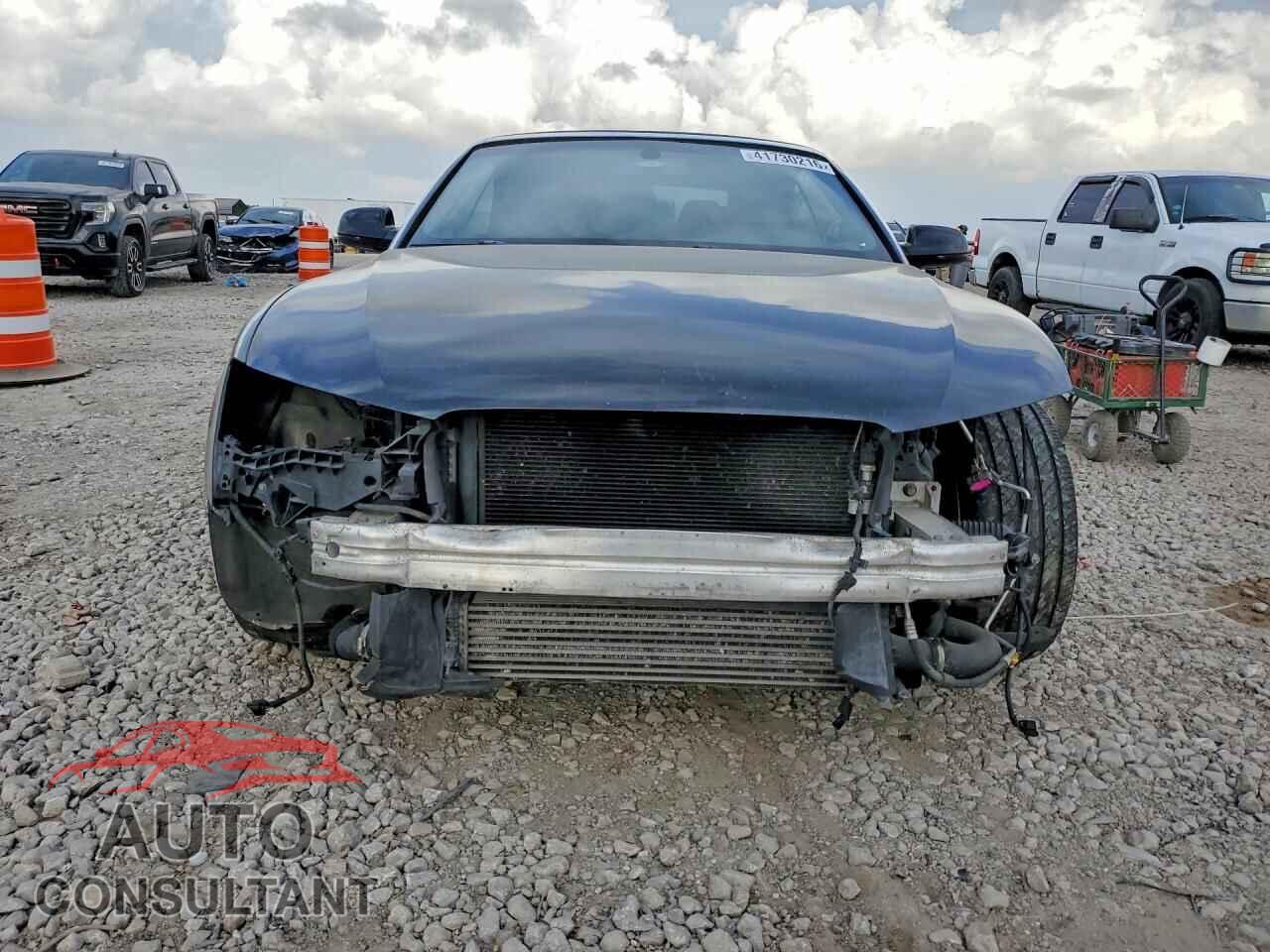 AUDI A5 2013 - WAULFAFH4DN008137