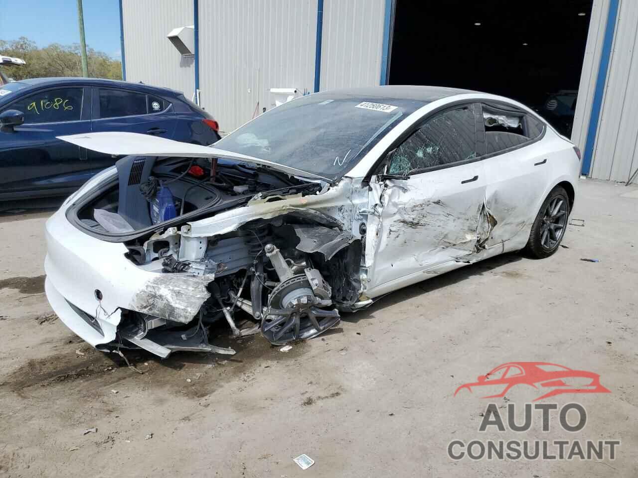TESLA MODEL 3 2021 - 5YJ3E1EB5MF983375