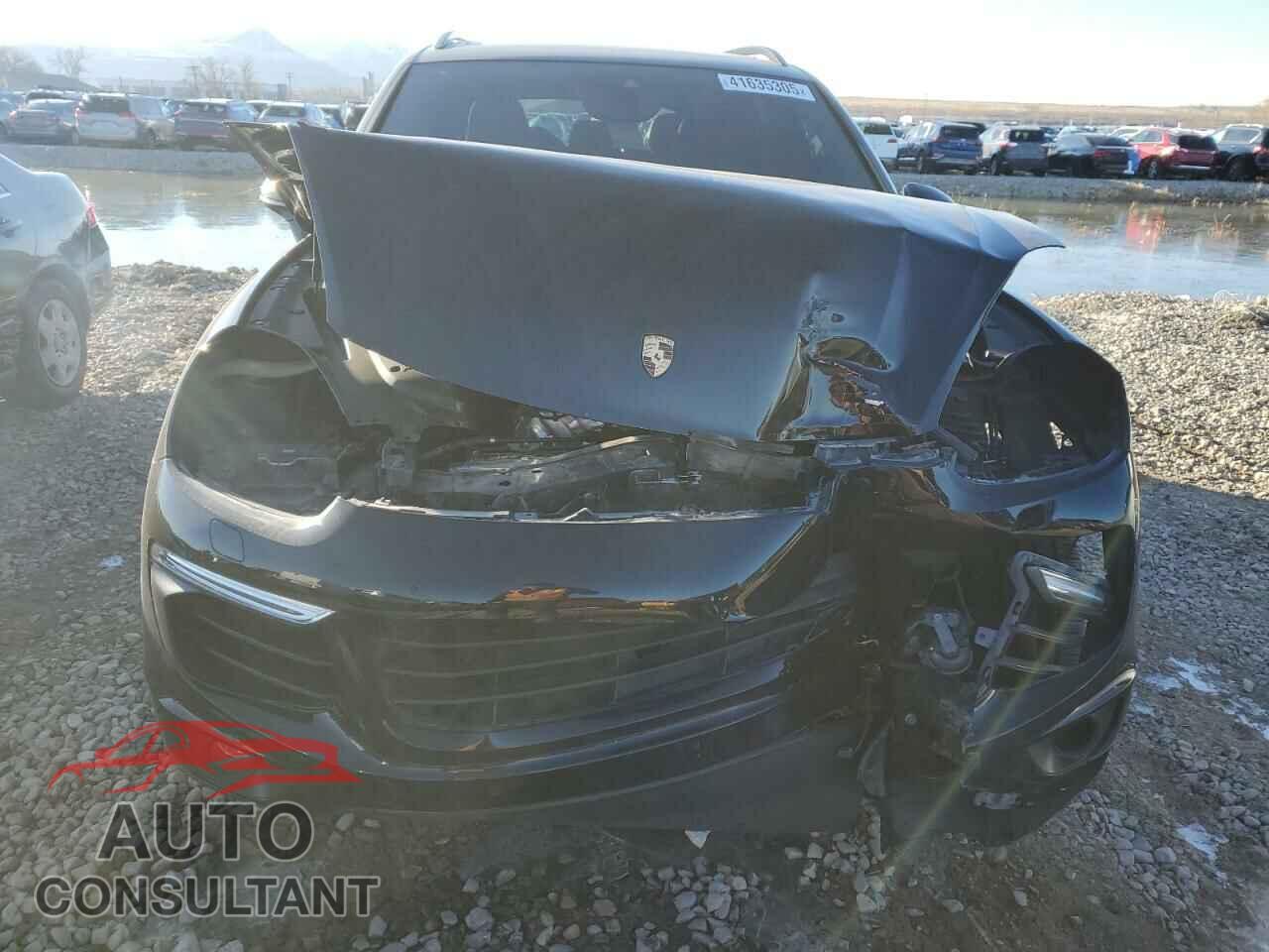 PORSCHE CAYENNE 2017 - WP1AA2A28HKA81289