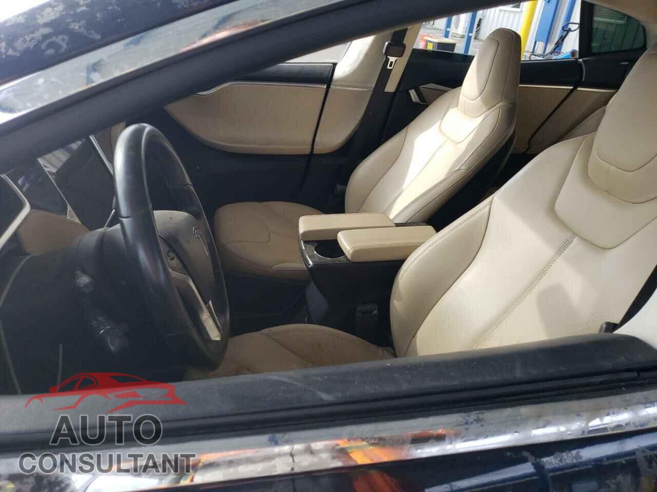 TESLA MODEL S 2013 - 5YJSA1CG2DFP07581