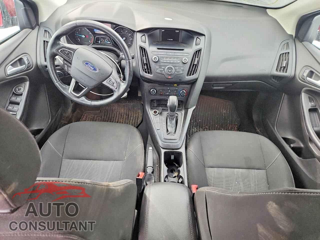 FORD FOCUS 2017 - 1FADP3F2XHL231091