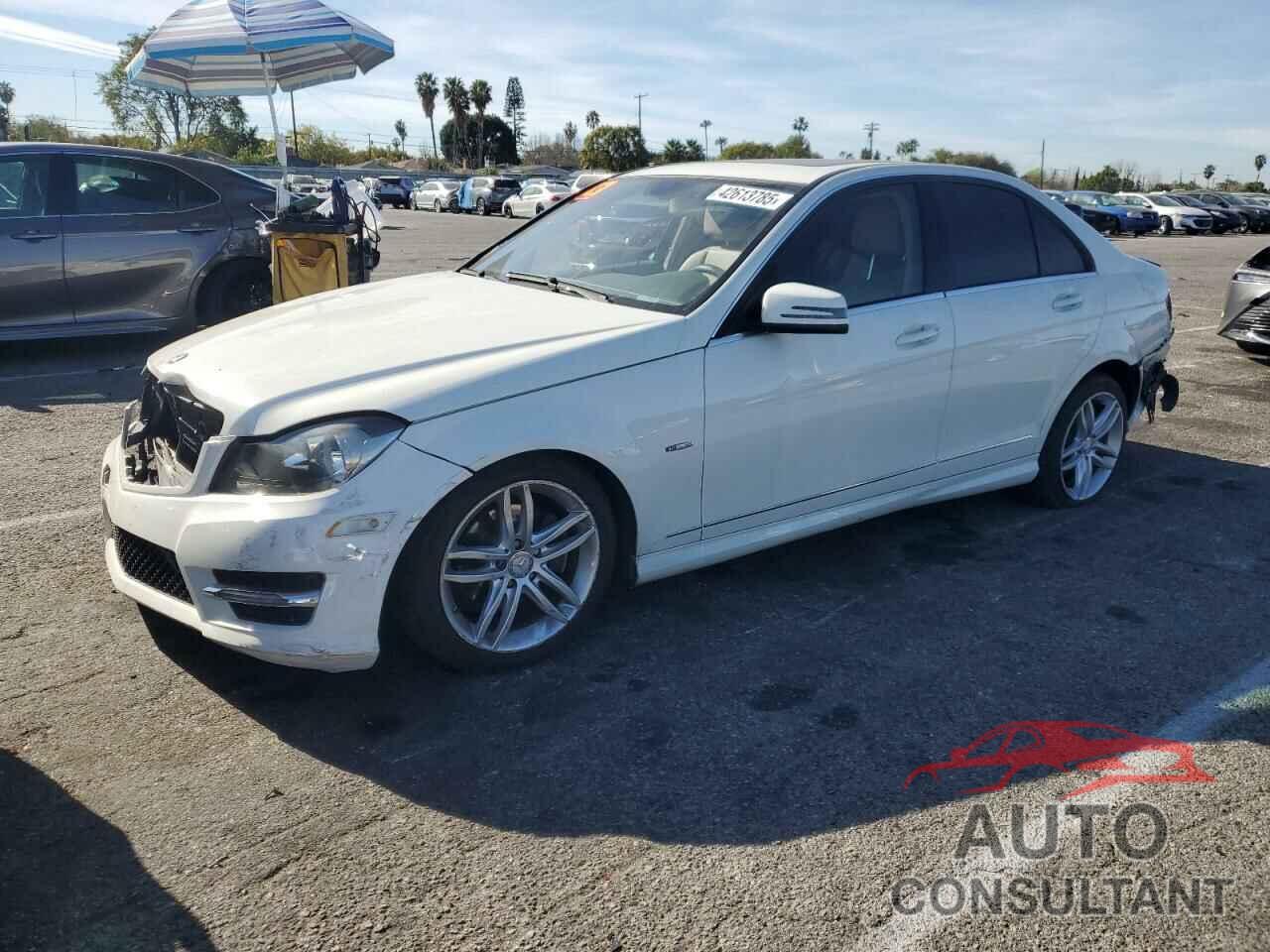 MERCEDES-BENZ C-CLASS 2012 - WDDGF4HB0CR215751