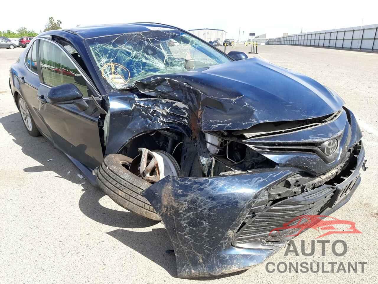 TOYOTA CAMRY 2018 - JTNB11HK0J3036137