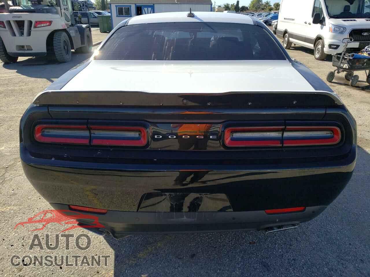DODGE CHALLENGER 2018 - 2C3CDZAG7JH331211