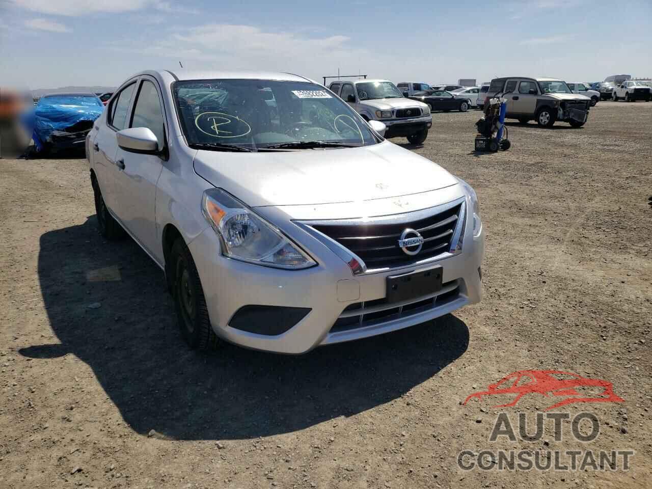 NISSAN VERSA 2017 - 3N1CN7AP8HL802056
