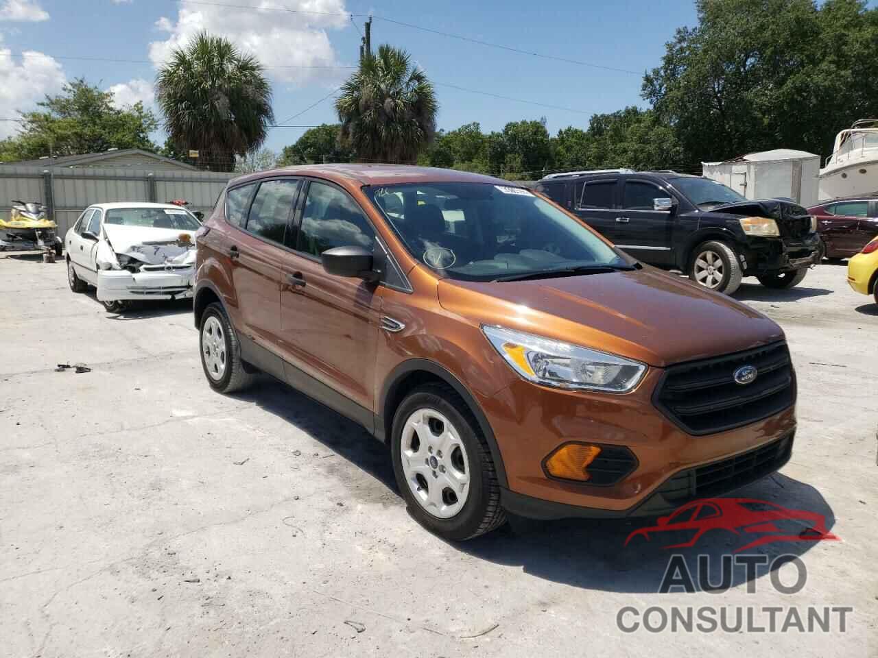 FORD ESCAPE 2017 - 1FMCU0F72HUE86476