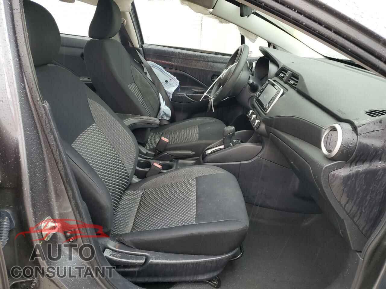 NISSAN VERSA 2020 - 3N1CN8DV5LL918811