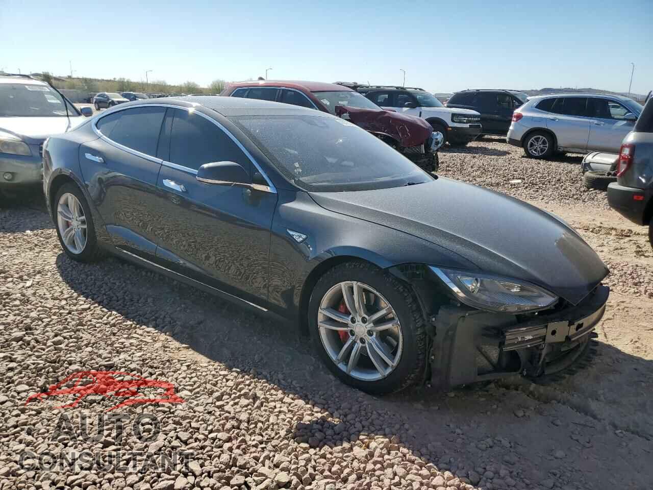 TESLA MODEL S 2015 - 5YJSA1H46FF088548