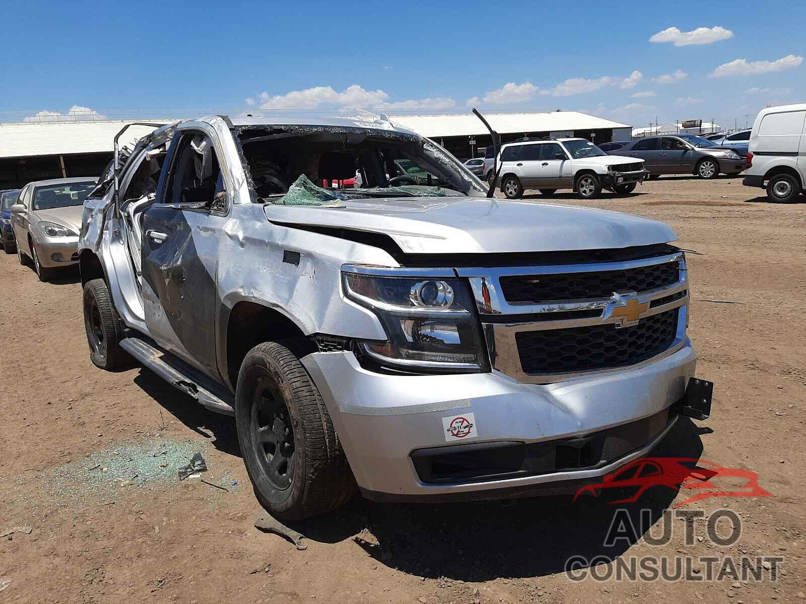 CHEVROLET TAHOE 2018 - 1GNLCDEC7JR244179