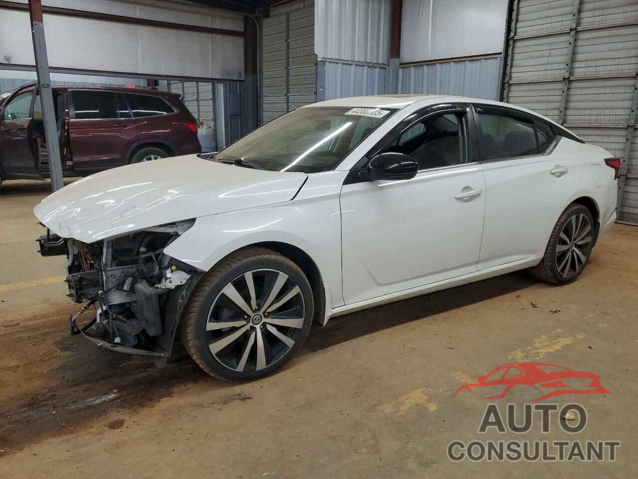 NISSAN ALTIMA 2019 - 1N4BL4CWXKN302026