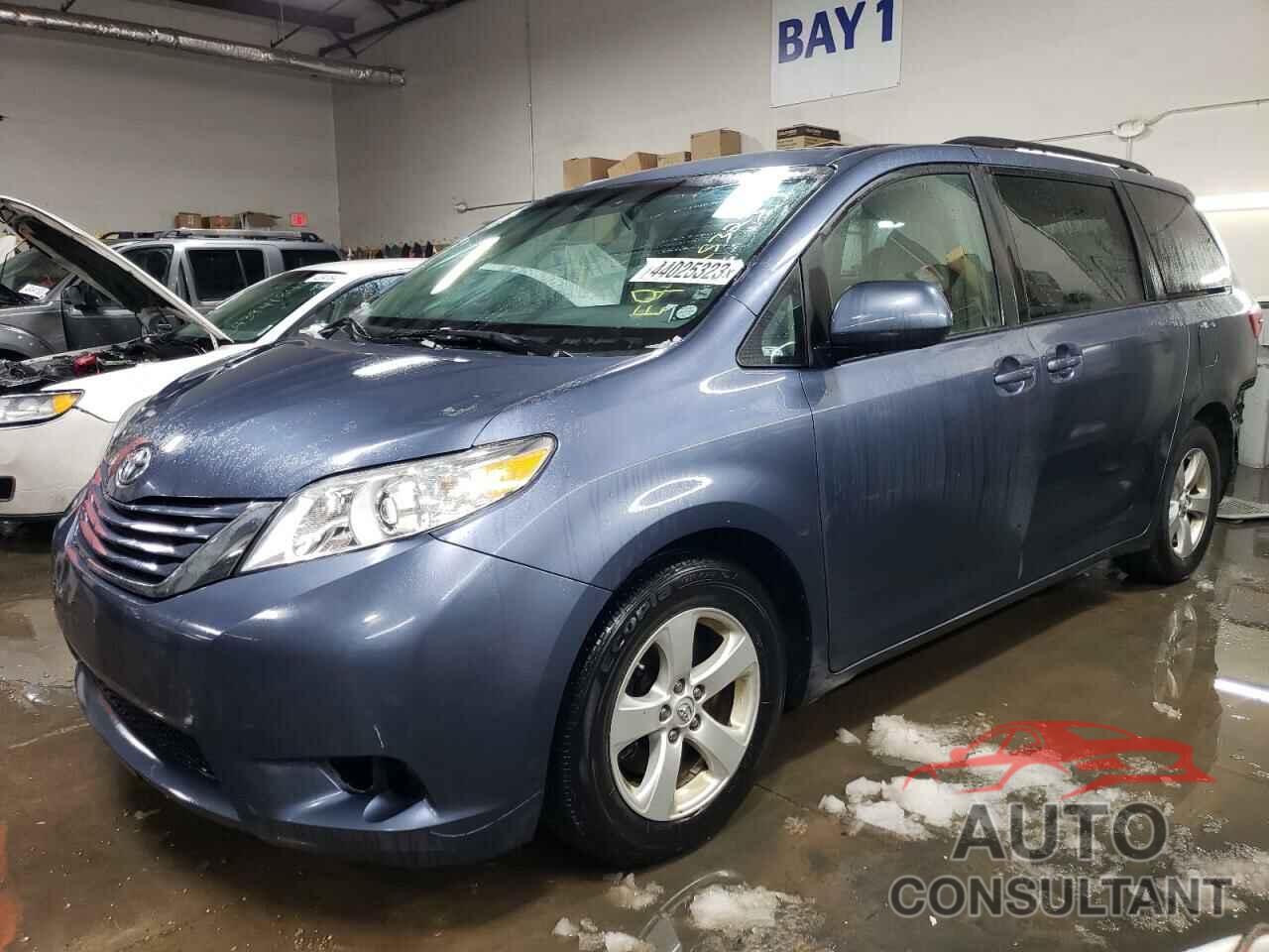 TOYOTA SIENNA 2015 - 5TDKK3DC1FS541931