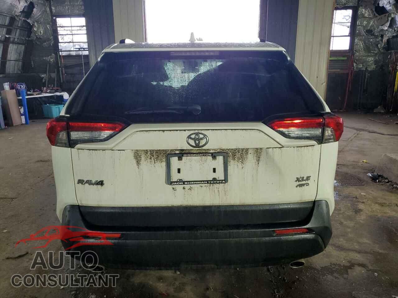 TOYOTA RAV4 2019 - JTMP1RFV9KD517568