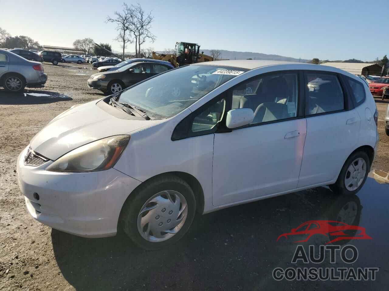 HONDA FIT 2013 - JHMGE8H32DC038488