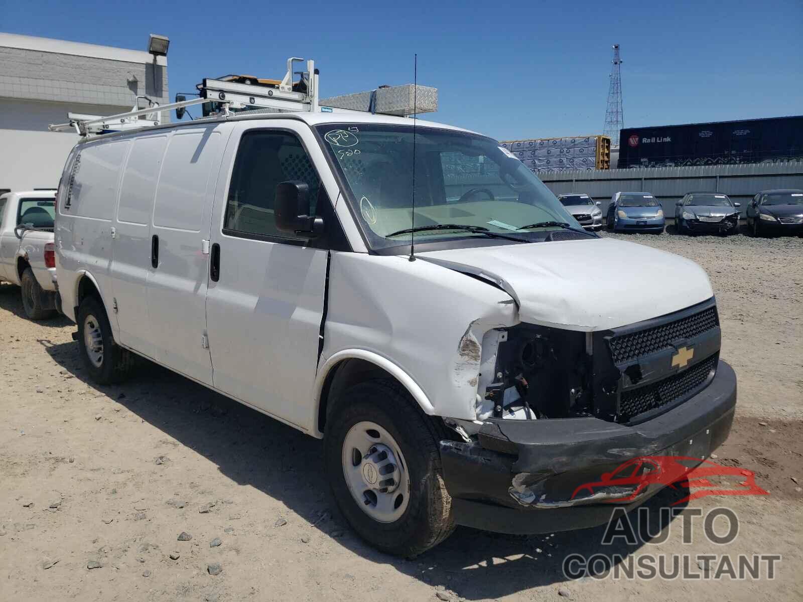 CHEVROLET EXPRESS 2017 - 1GCWGAFF0H1183395