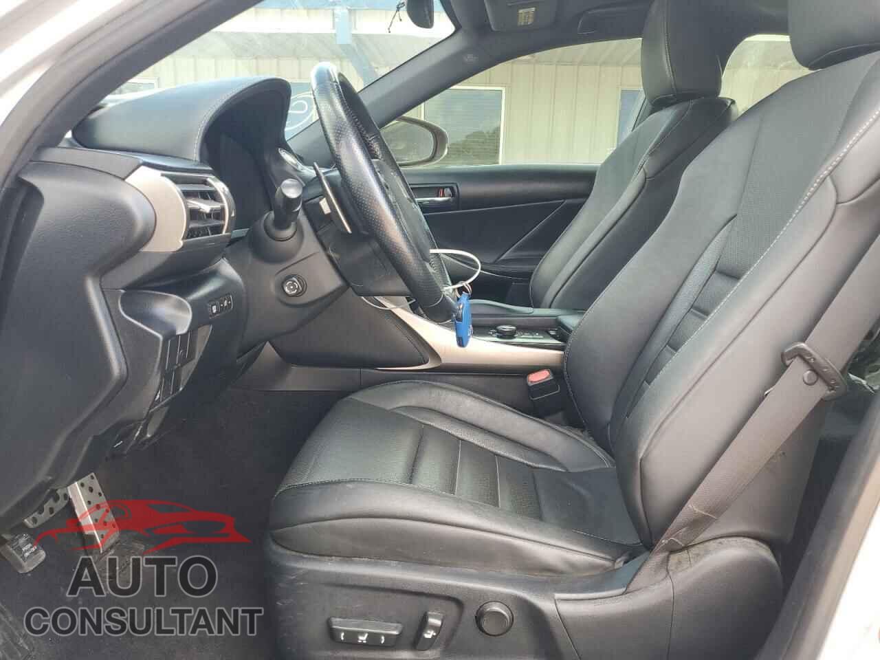 LEXUS IS 2014 - JTHBE1D24E5000376