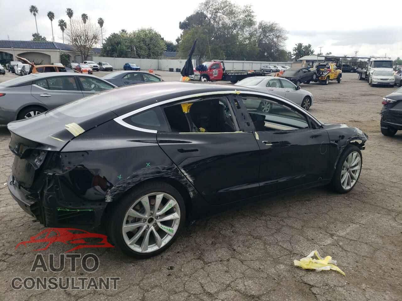TESLA MODEL 3 2018 - 5YJ3E1EA2JF010702