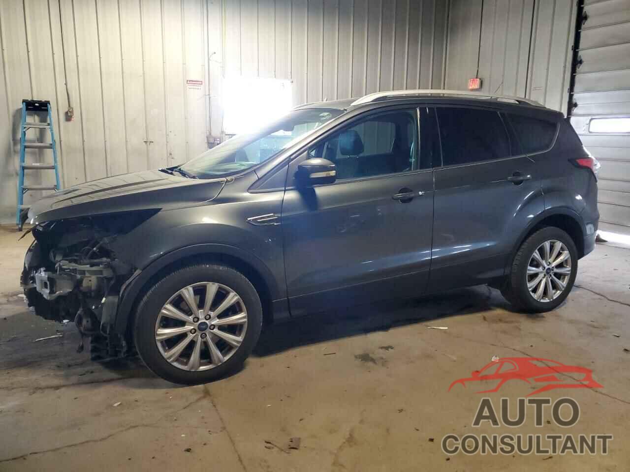 FORD ESCAPE 2017 - 1FMCU9JD5HUC74379