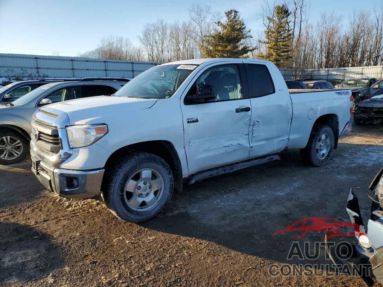 TOYOTA TUNDRA 2016 - 5TFUW5F15GX576732