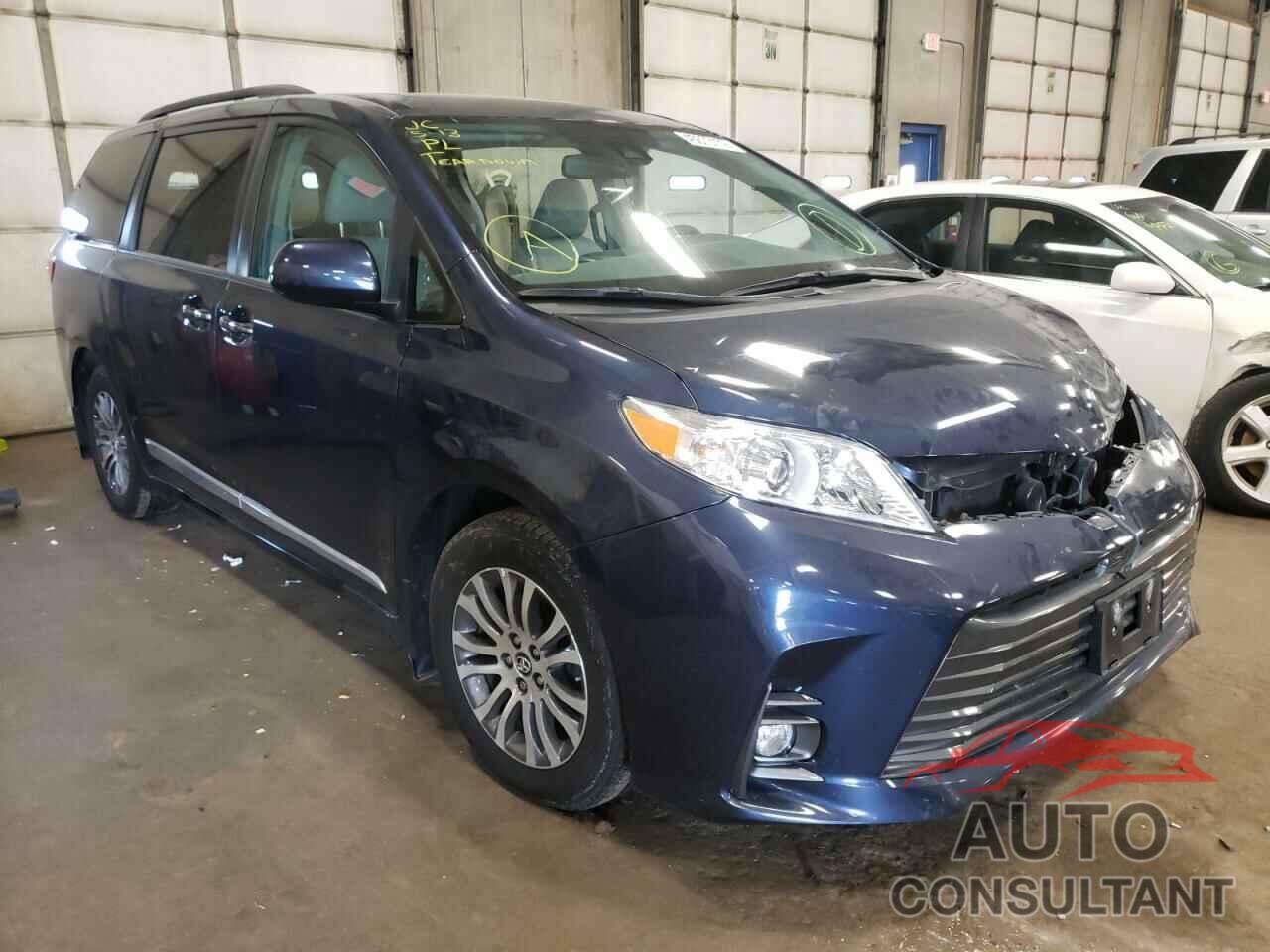 TOYOTA SIENNA 2018 - 5TDYZ3DC3JS961401