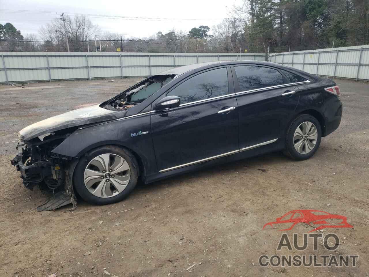 HYUNDAI SONATA 2013 - KMHEC4A48DA095568