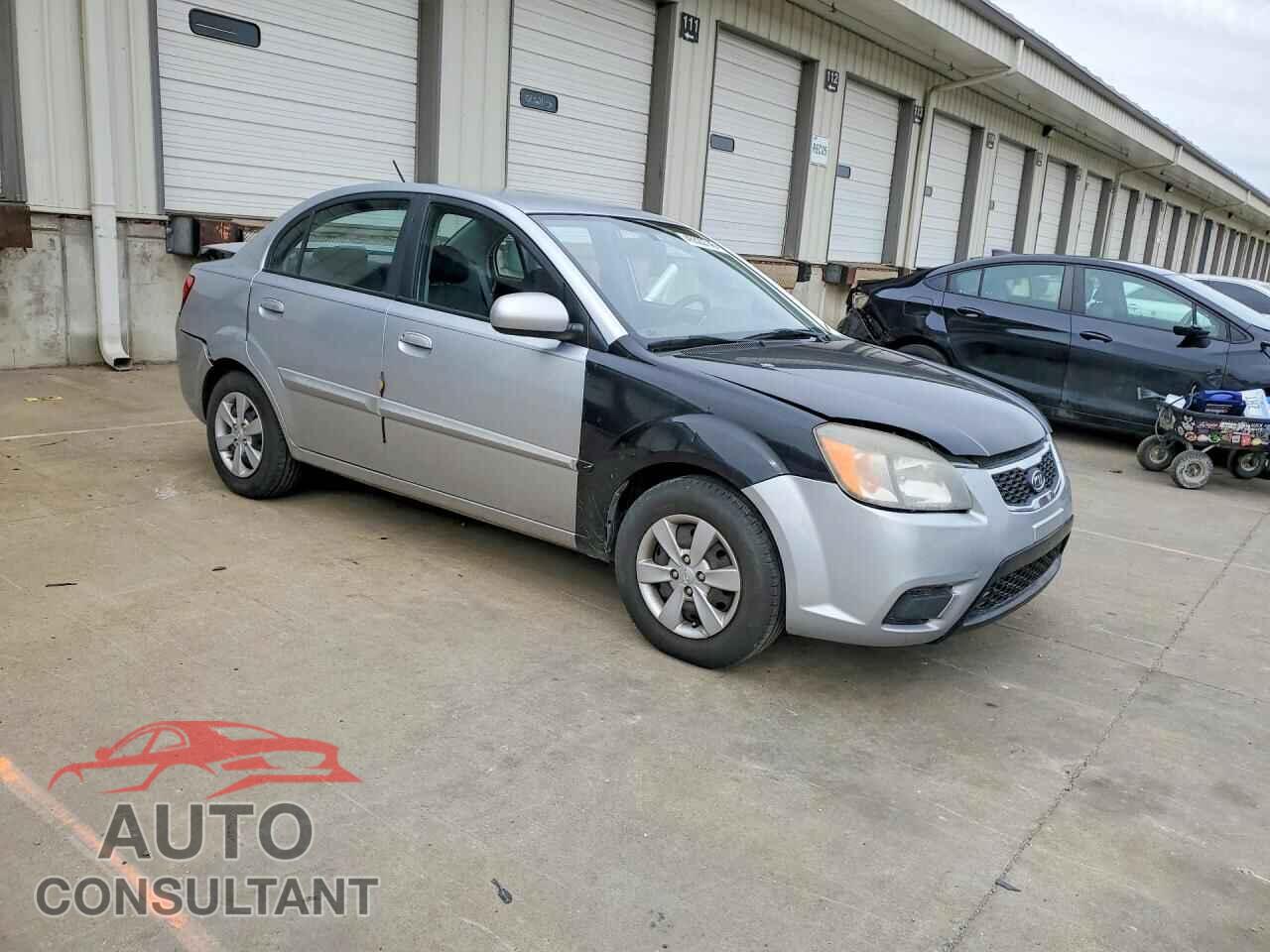 KIA RIO 2011 - KNADH4A35B6912789