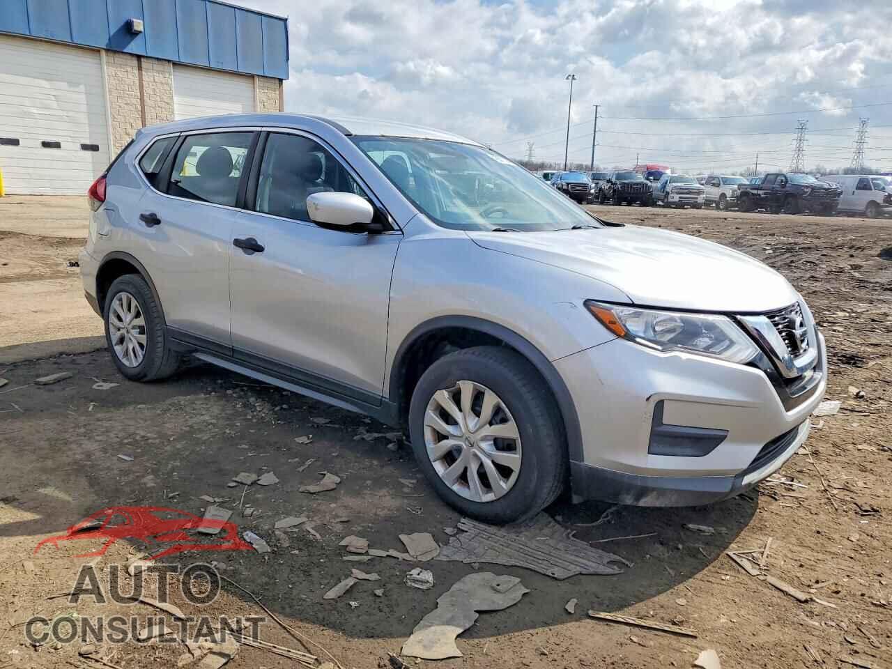 NISSAN ROGUE 2017 - KNMAT2MT7HP567143