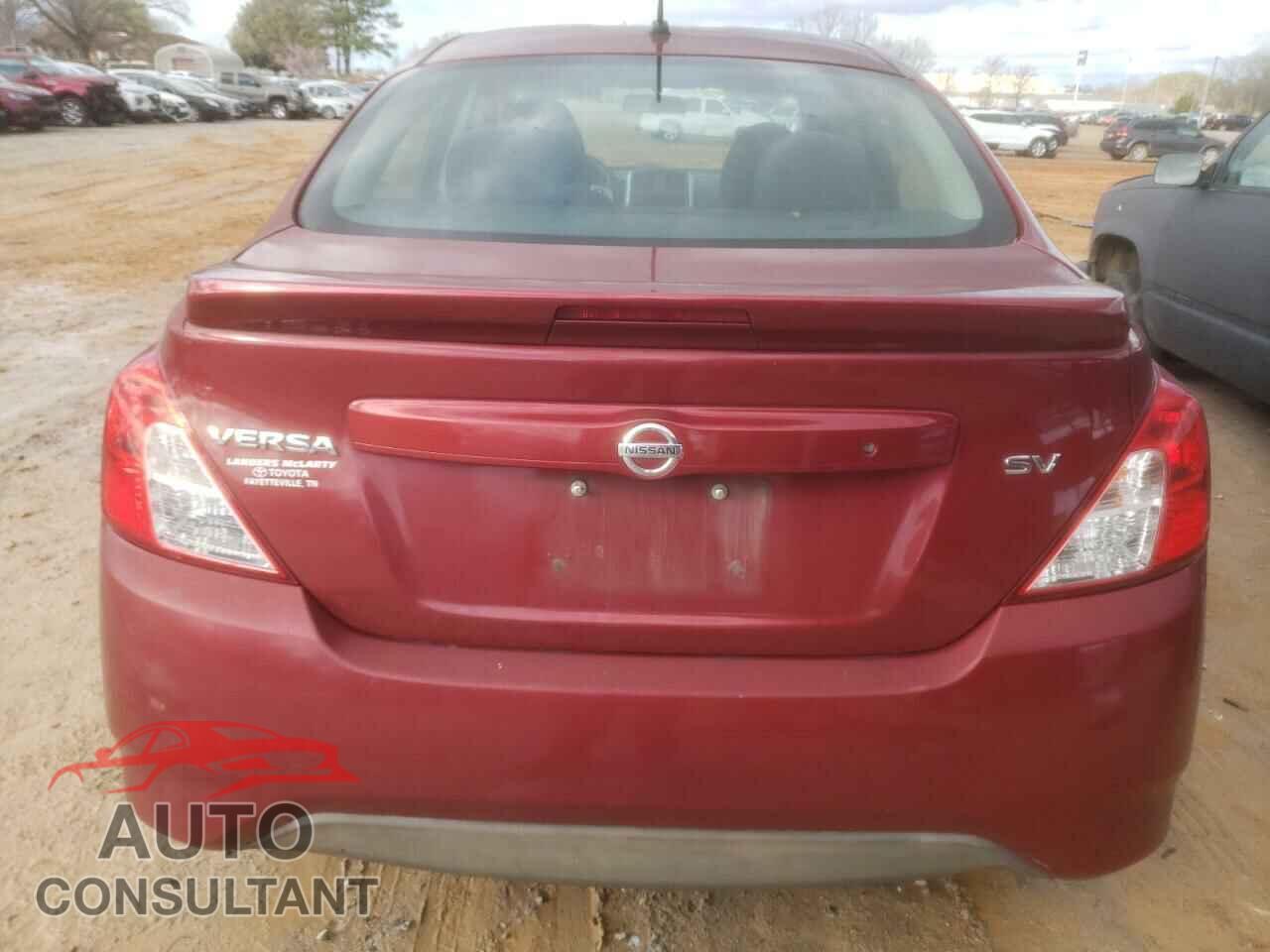 NISSAN VERSA 2017 - 3N1CN7APXHL815357