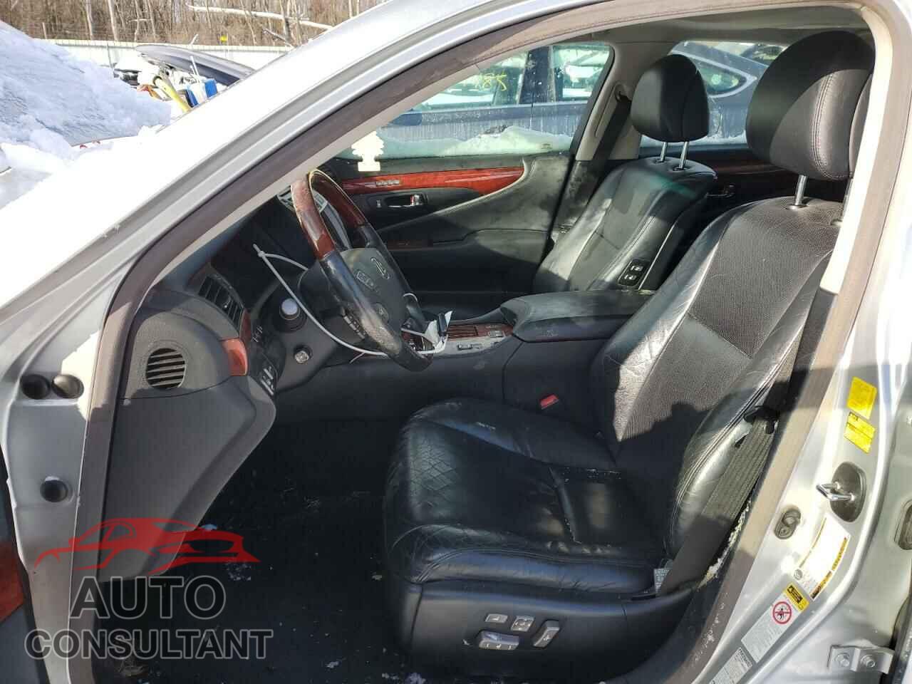 LEXUS LS460 2011 - JTHCL5EF6B5009224