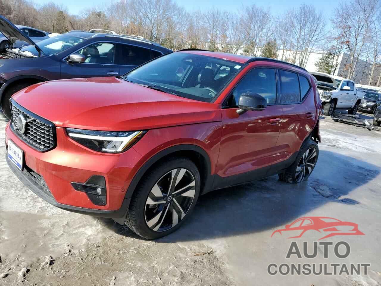VOLVO XC40 PLUS 2023 - YV4L12UW9P2087350