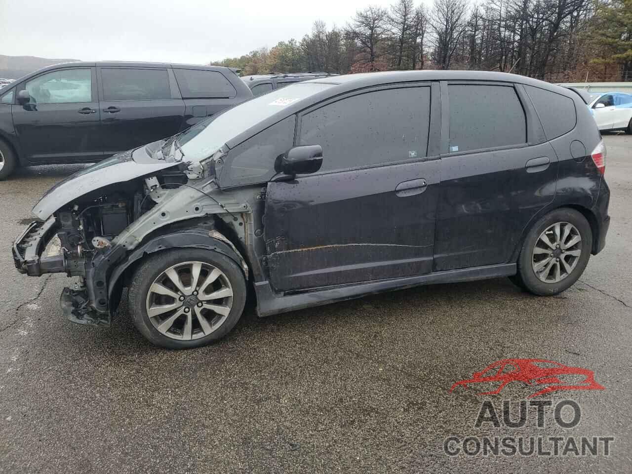 HONDA FIT 2013 - JHMGE8H53DC027016