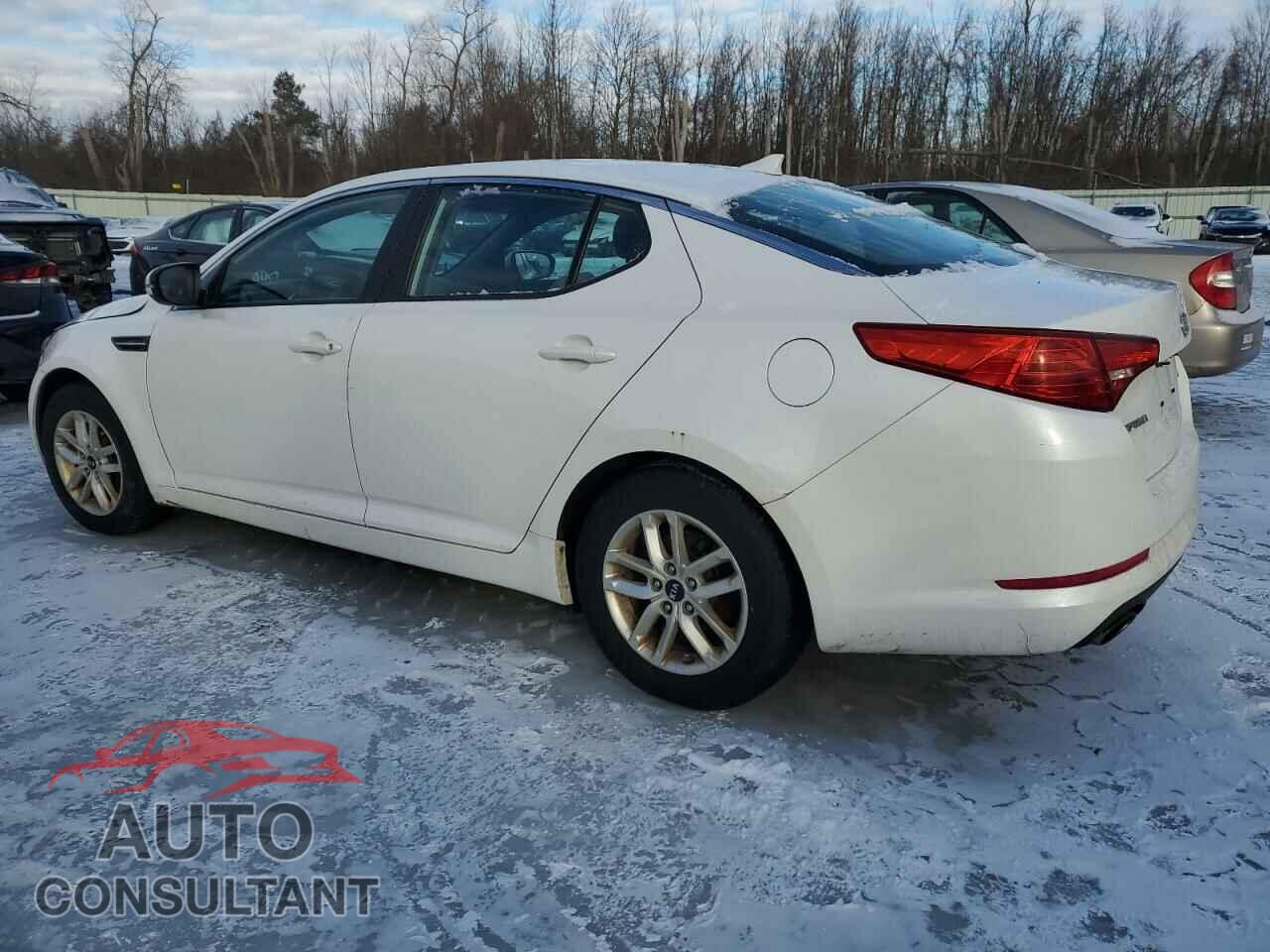 KIA OPTIMA 2011 - KNAGM4A76B5129174