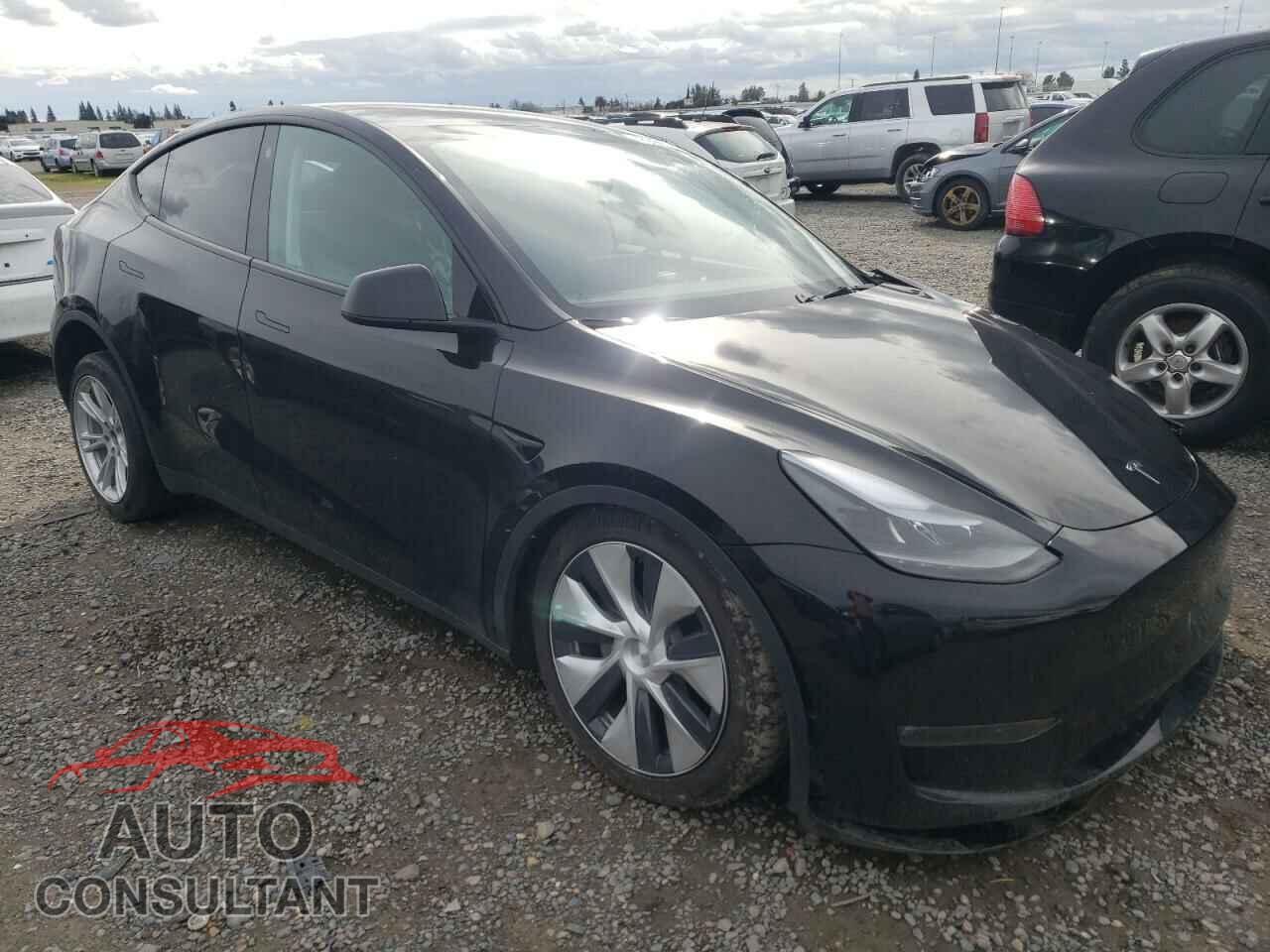 TESLA MODEL Y 2023 - 7SAYGDEE8PF625951