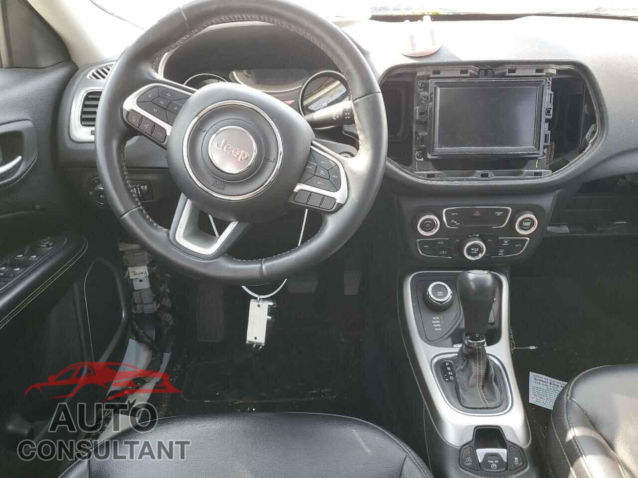 JEEP COMPASS 2017 - 3C4NJDBB1HT656702