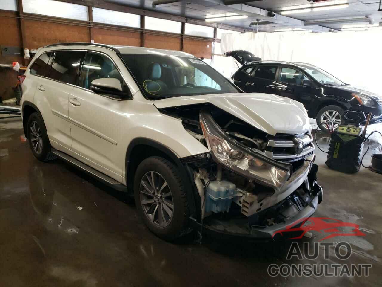 TOYOTA HIGHLANDER 2017 - 5TDJZRFH3HS511237